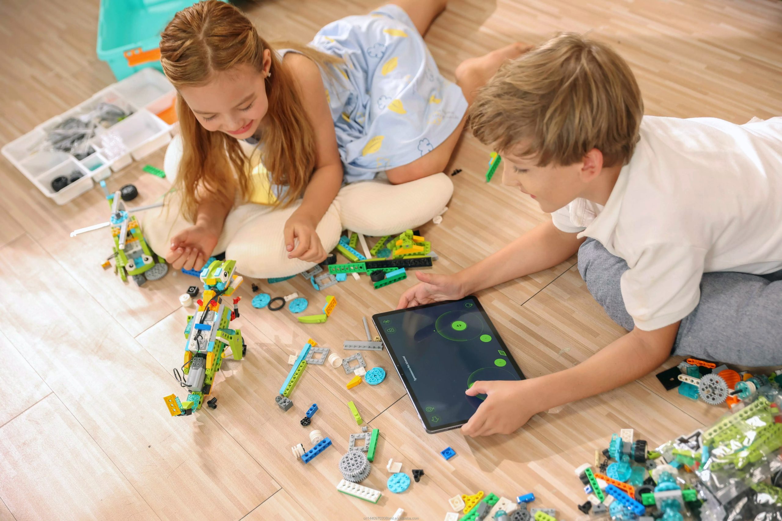 Makerzoid Robot Master Premium Ürün Tanıtım